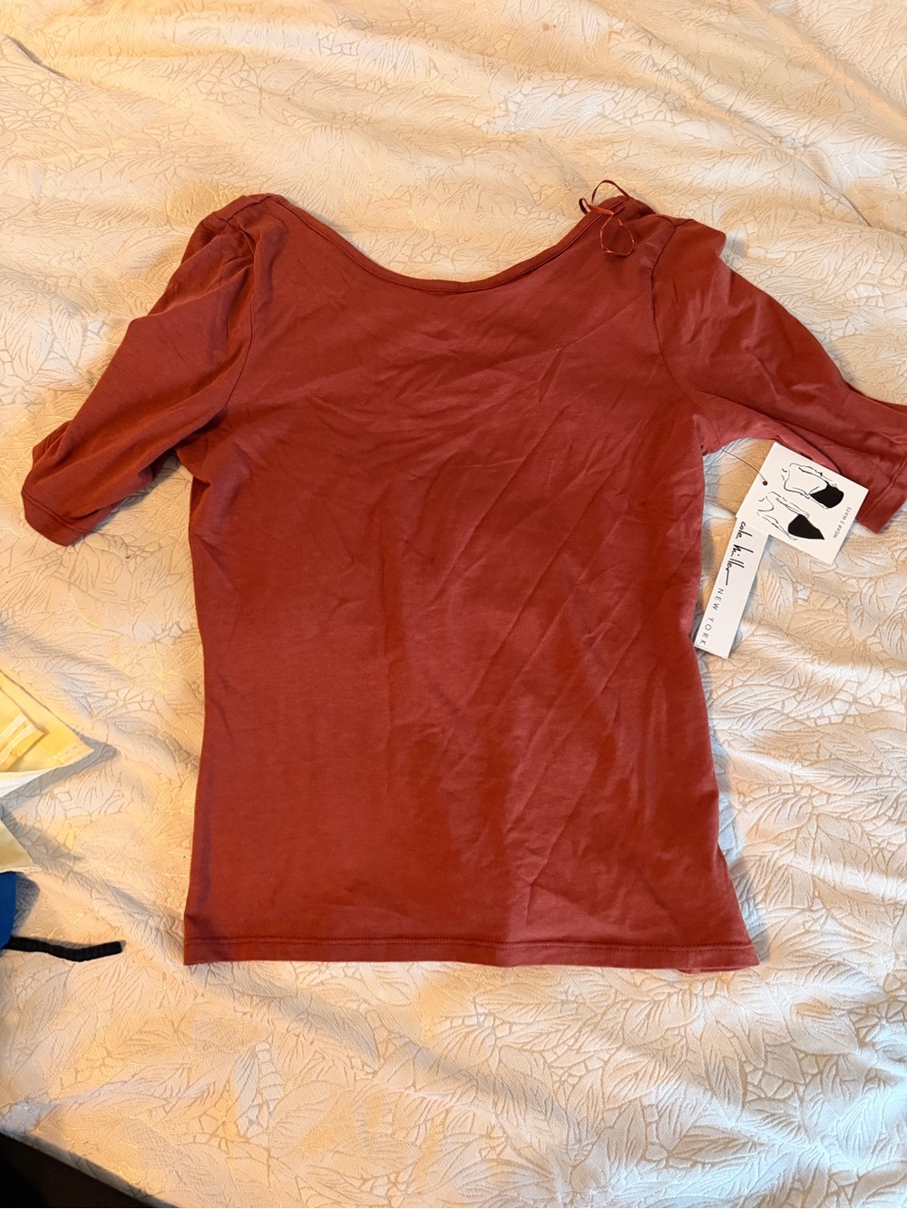 Nicole Miller Short Sleeve Scoop Neck Top in Rust